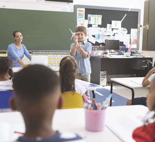 Una ayuda para el rendimiento escolar la iluminacion led